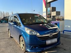 Сүрөт унаа Honda Stepwgn