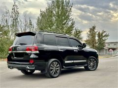 Фото авто Toyota Land Cruiser