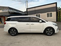 Фото авто Kia Carnival