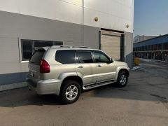 Photo of the vehicle Lexus GX