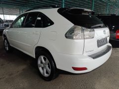 Photo of the vehicle Lexus RX