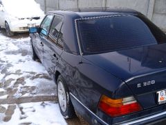 Фото авто Mercedes-Benz W124