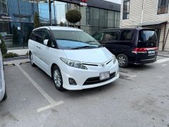 Фото авто Toyota Estima