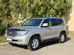 Photo of the vehicle Toyota Land Cruiser