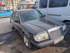 Фото авто Mercedes-Benz W124