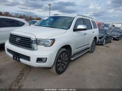 Сүрөт унаа Toyota Sequoia