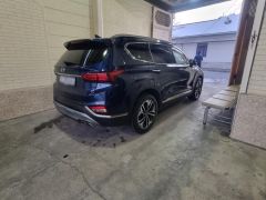 Photo of the vehicle Hyundai Santa Fe