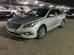 Photo of the vehicle Hyundai Sonata