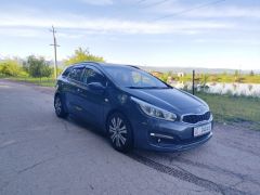 Photo of the vehicle Kia Ceed