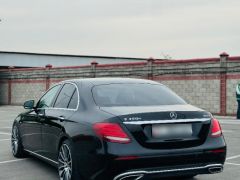 Фото авто Mercedes-Benz E-Класс