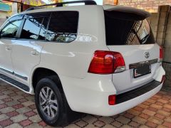 Сүрөт унаа Toyota Land Cruiser