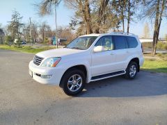 Photo of the vehicle Lexus GX