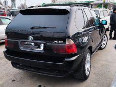 Photo of the vehicle BMW X5