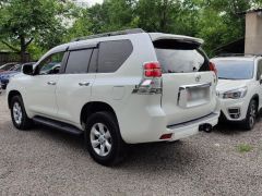 Сүрөт унаа Toyota Land Cruiser Prado