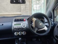 Фото авто Honda Fit