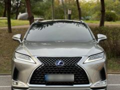 Photo of the vehicle Lexus RX