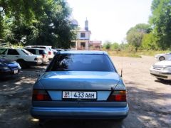 Photo of the vehicle Mercedes-Benz W124