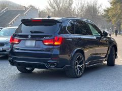 Photo of the vehicle BMW X5