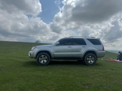 Photo of the vehicle Toyota 4Runner