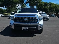 Photo of the vehicle Toyota Tundra