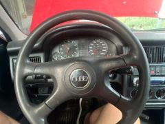 Photo of the vehicle Audi 80