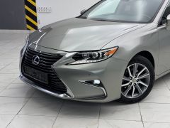 Photo of the vehicle Lexus ES