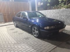 Photo of the vehicle BMW 7 Series