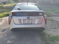 Фото авто Toyota Prius