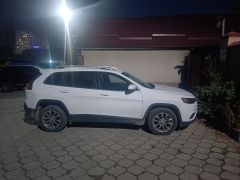 Фото авто Jeep Cherokee