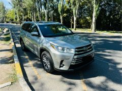 Сүрөт унаа Toyota Highlander