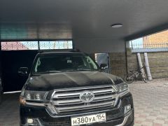 Сүрөт унаа Toyota Land Cruiser