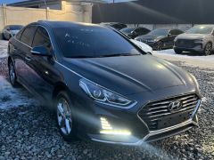 Photo of the vehicle Hyundai Sonata