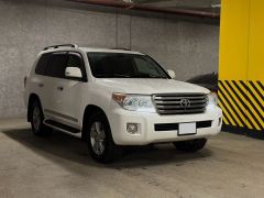 Сүрөт унаа Toyota Land Cruiser