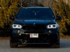 Photo of the vehicle BMW X5