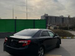 Сүрөт унаа Toyota Camry