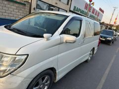 Сүрөт унаа Nissan Elgrand