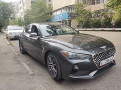 Photo of the vehicle Genesis G70