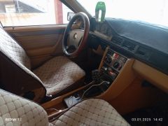 Сүрөт унаа Mercedes-Benz W124