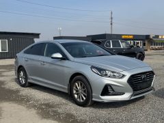 Photo of the vehicle Hyundai Sonata