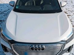 Сүрөт унаа Audi Q4 e-tron