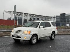 Фото авто Toyota Sequoia