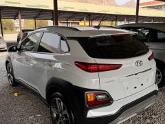 Сүрөт унаа Hyundai Kona