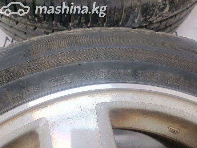 Wheel rims - Диск R16 5x114.3 с шиной