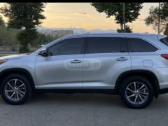 Сүрөт унаа Toyota Highlander