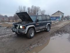 Сүрөт унаа Isuzu Trooper