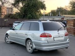 Сүрөт унаа Toyota Avensis