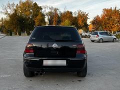 Фото авто Volkswagen Golf GTI