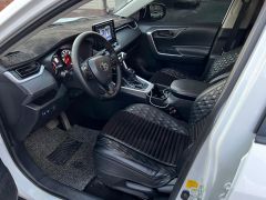 Сүрөт унаа Toyota RAV4