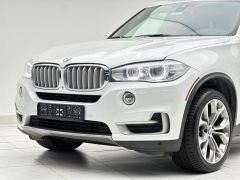 Photo of the vehicle BMW X5