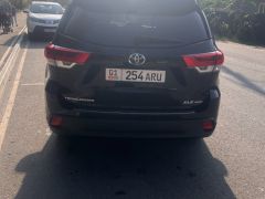 Фото авто Toyota Highlander